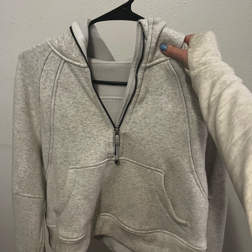 Lululemon scuba size small